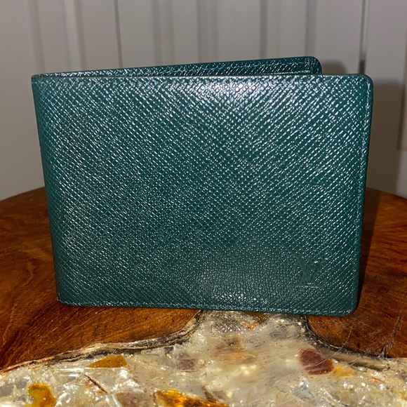 Louis Vuitton Tiaga Bifold Wallet Forrest Green - Pristine (Wallet Only) - Picture 2 of 11